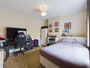 Bedroom- click for photo gallery